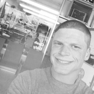 Meet your Posher, Devon